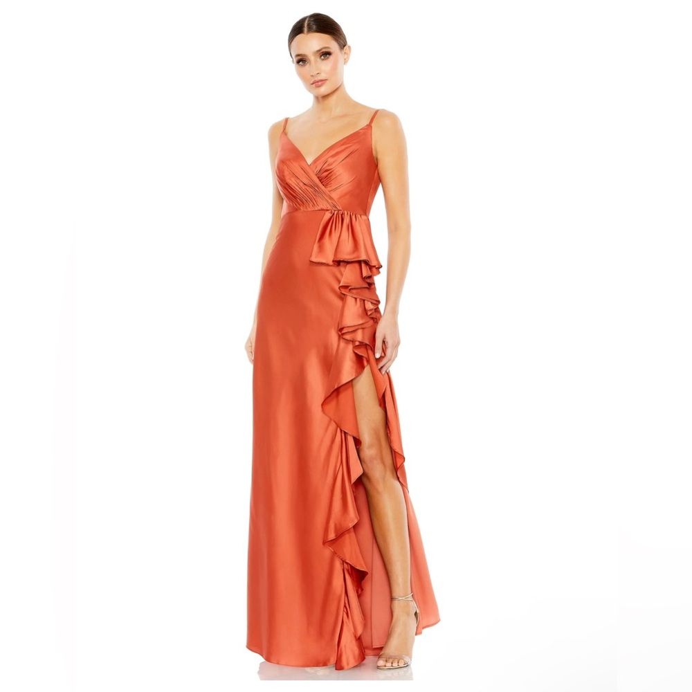 Mac Duggal Spice Ruffle Slit High Waist Dress. Size 2. NWT.